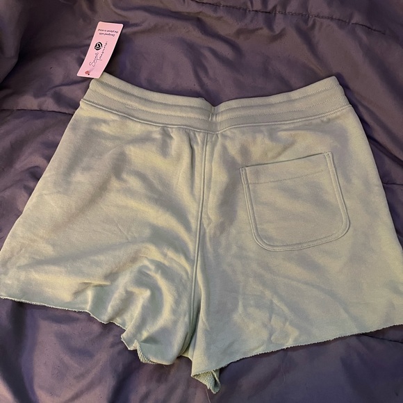 pistachio green sweat shorts - Picture 3 of 5